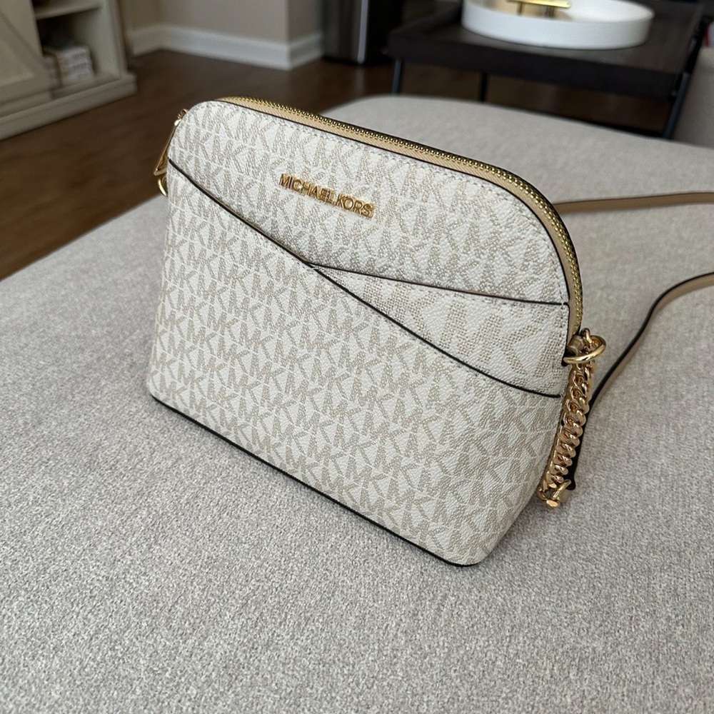 Michael Kors Crossbody Bag